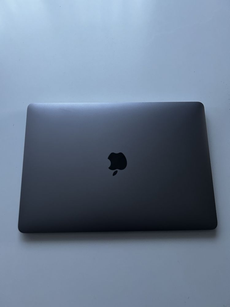 Macbook Air M1, 2020, новий