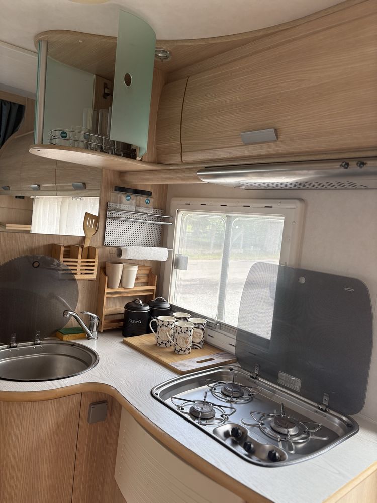 Kamper 7-osobowy Renault Rimor 678