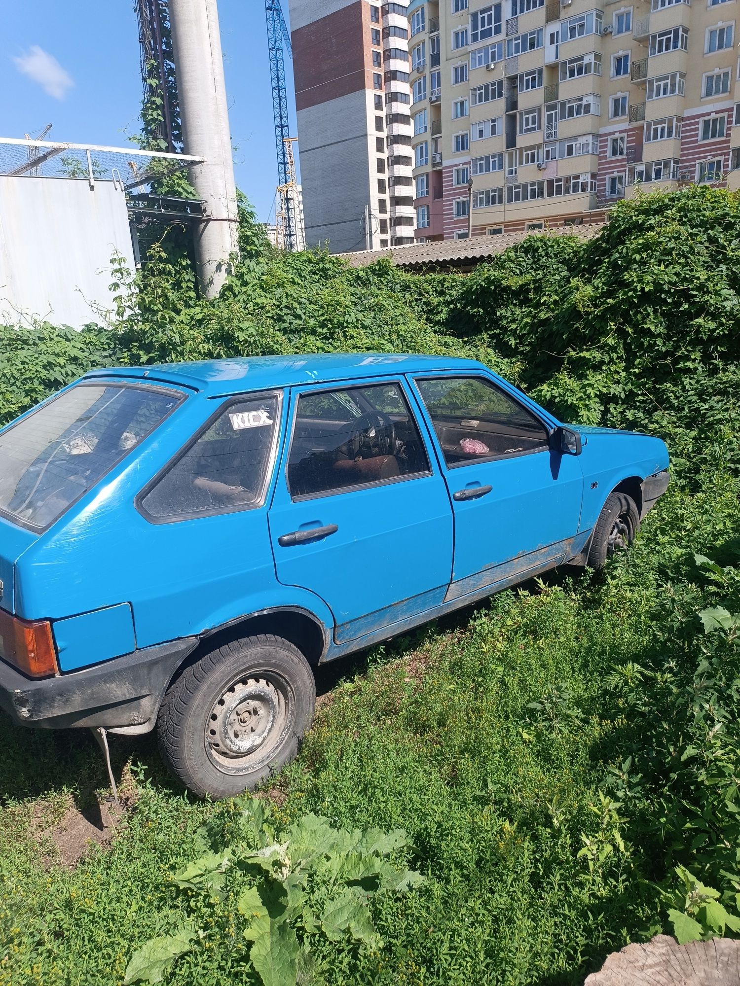 ВАЗ 2109 автомобіль