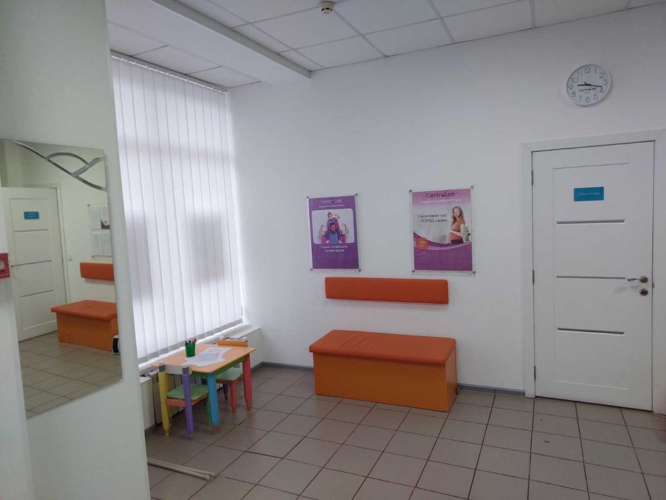 Продаж комерційного приміщення 113,2 кв.м. по вул. Ю.Матвійчука