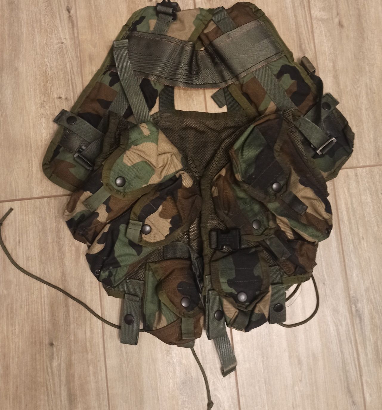 Kamizelka LBV woodland Tactical Load Bearing Vest Enchanced