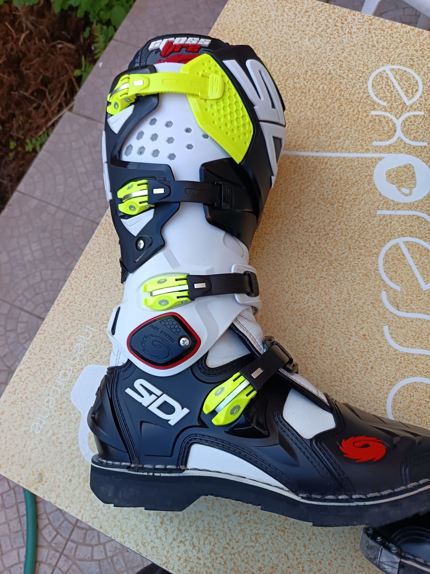 Sidi crossfire tamanho 43