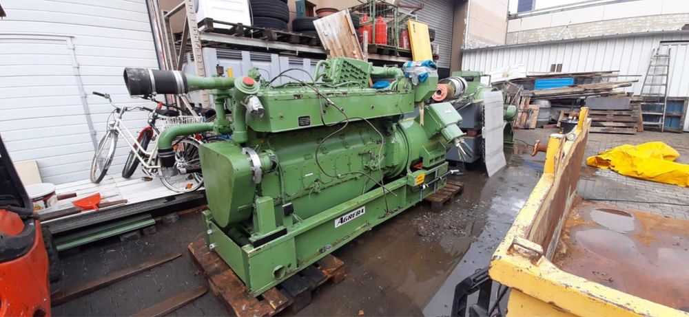 Потужний генератор 380 кВТ 400 в