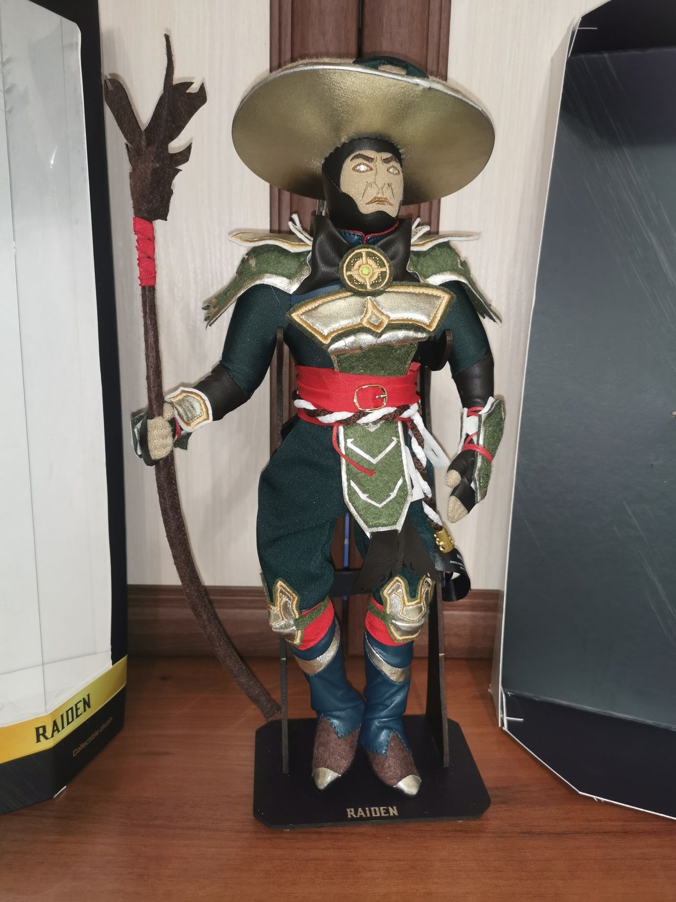 Продам мягкую игрушку Mortal Kombat 11