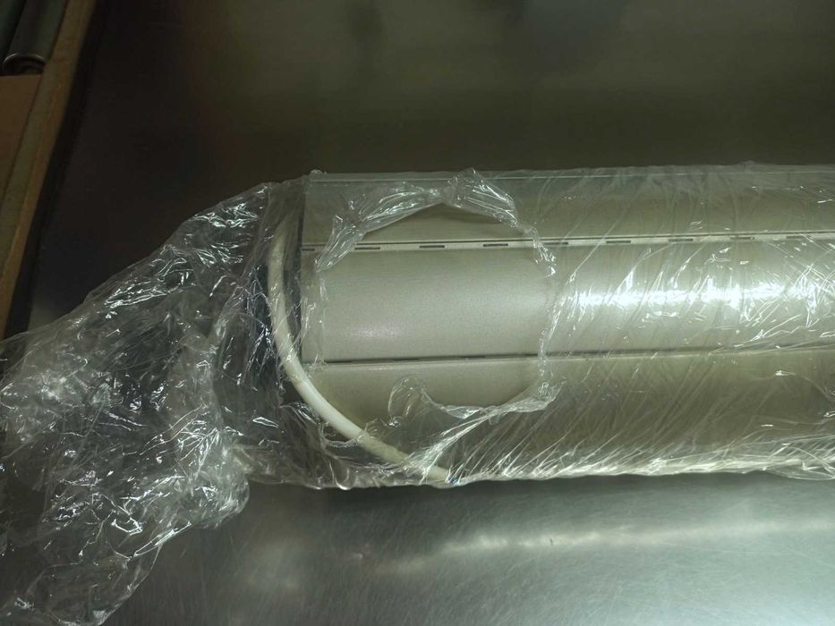 Estores elétricos em aluminio com motor, cor champanhe