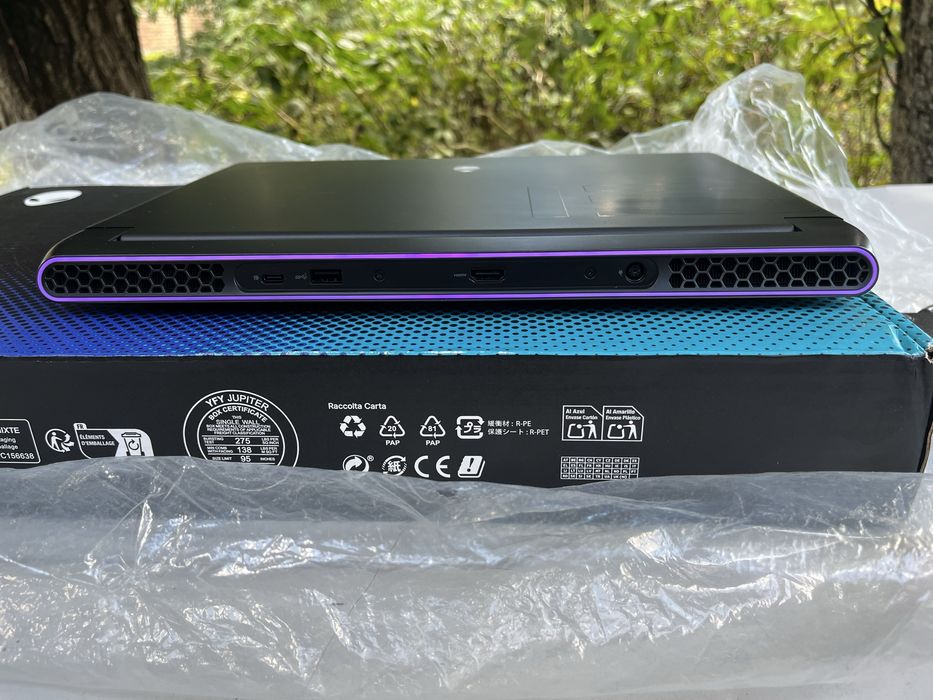 Alienware m15 r5, 16gb Ram, Ryzen 7 5800h, Rtx 3060 6gb, 125w TGP