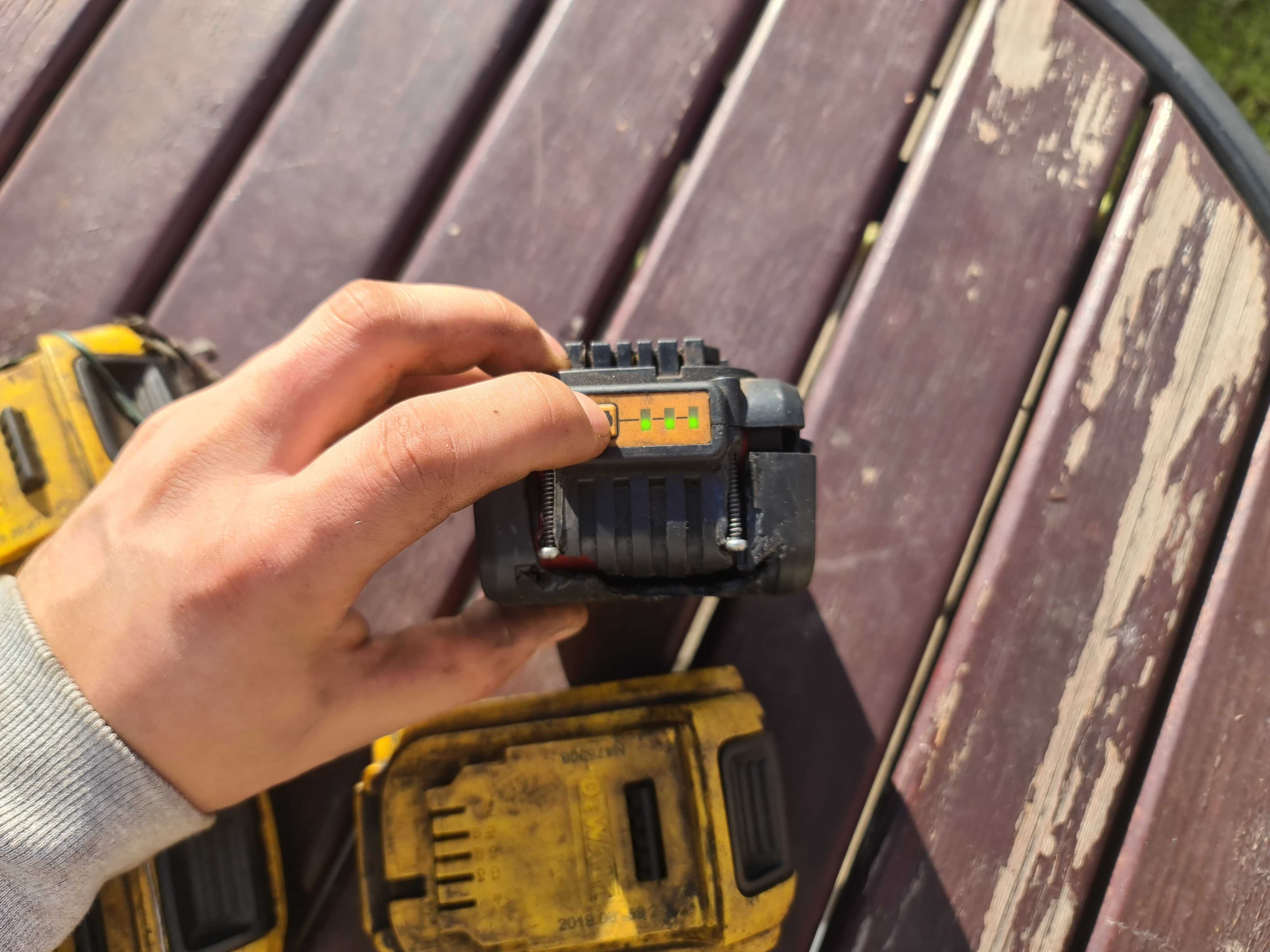 4x Bateria DeWalt XR 18v 5Ah