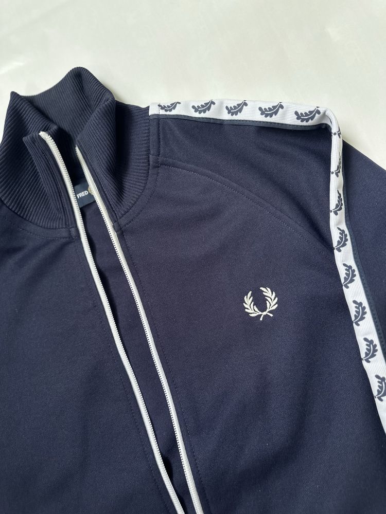 Оригинал (Португалия) олимпийка , кофта Fred Perry фред пери