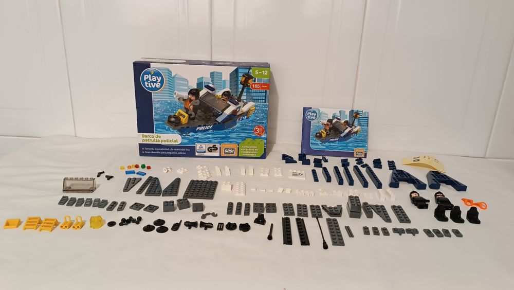 Barco de patrulha policial Play Tive. 5 a 12 Anos. Completo