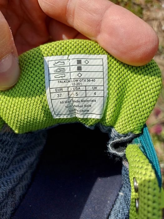 Buty LaSportiva Falcon Low GTX 37