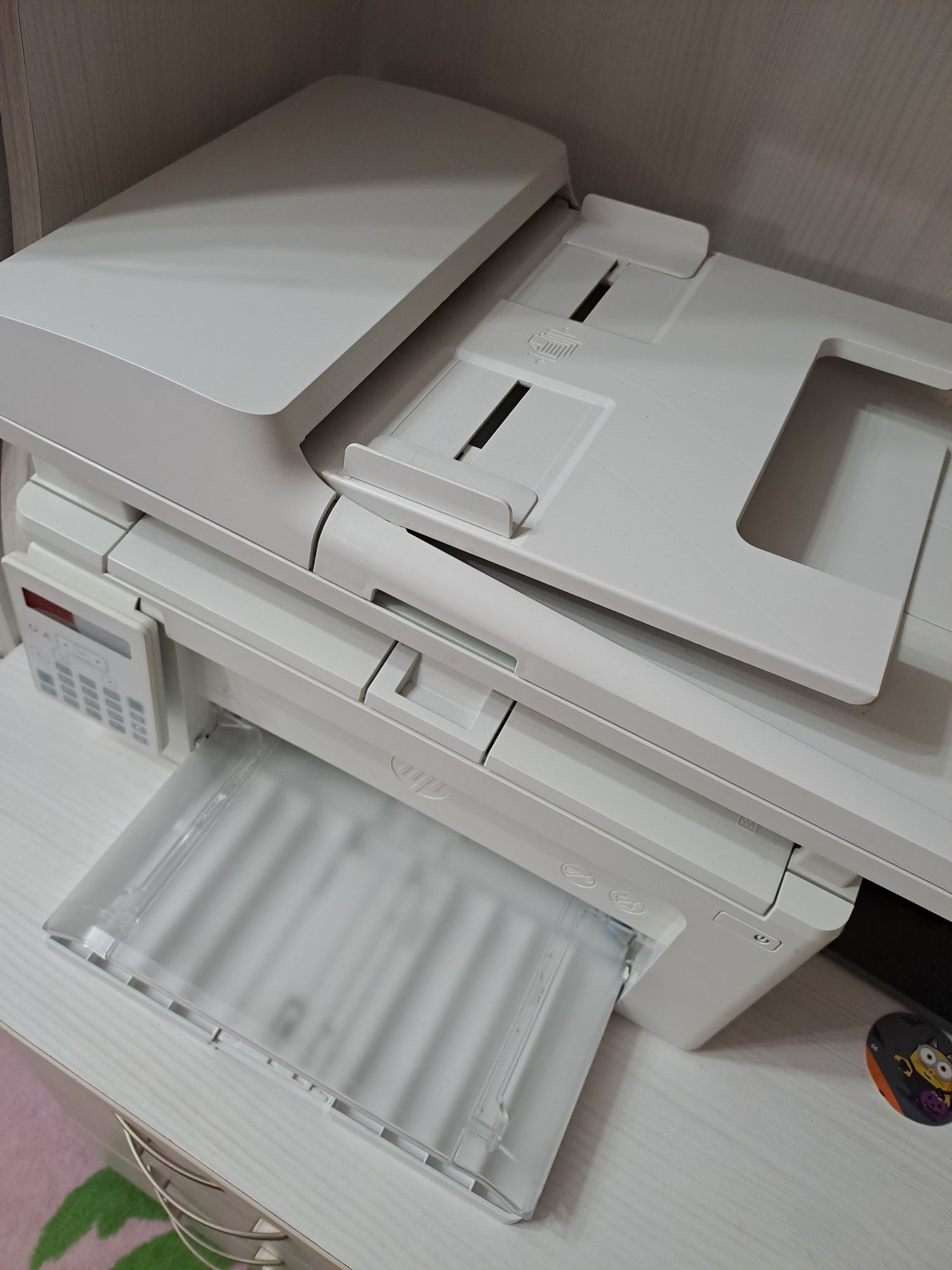 HP Laser Jet Pro MFP M 130 fn принтер сканер