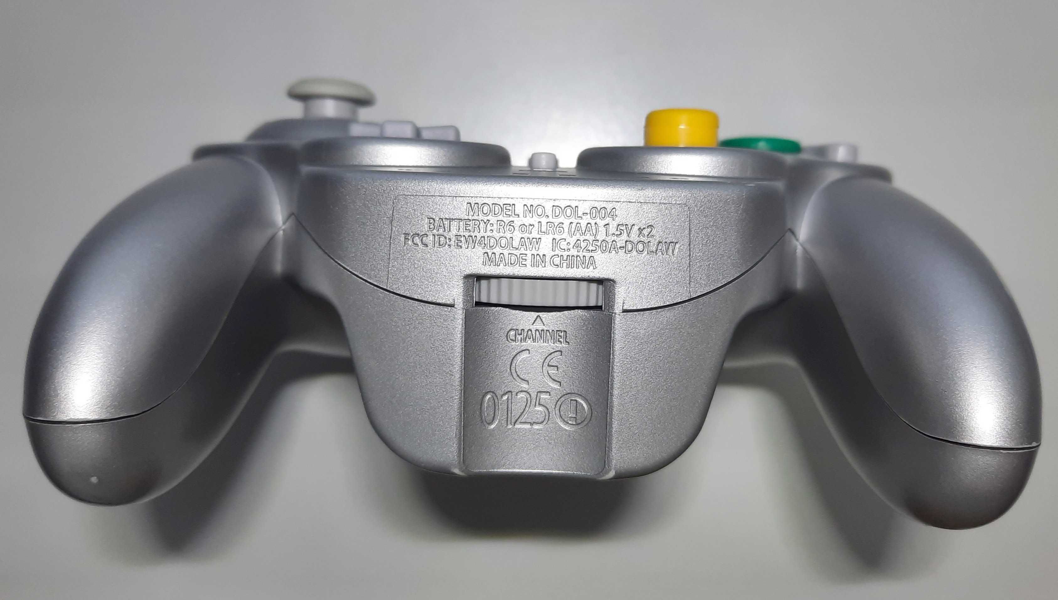 Pad Nintendo GameCube WAVEBIRD - Platinum (DOL-004)