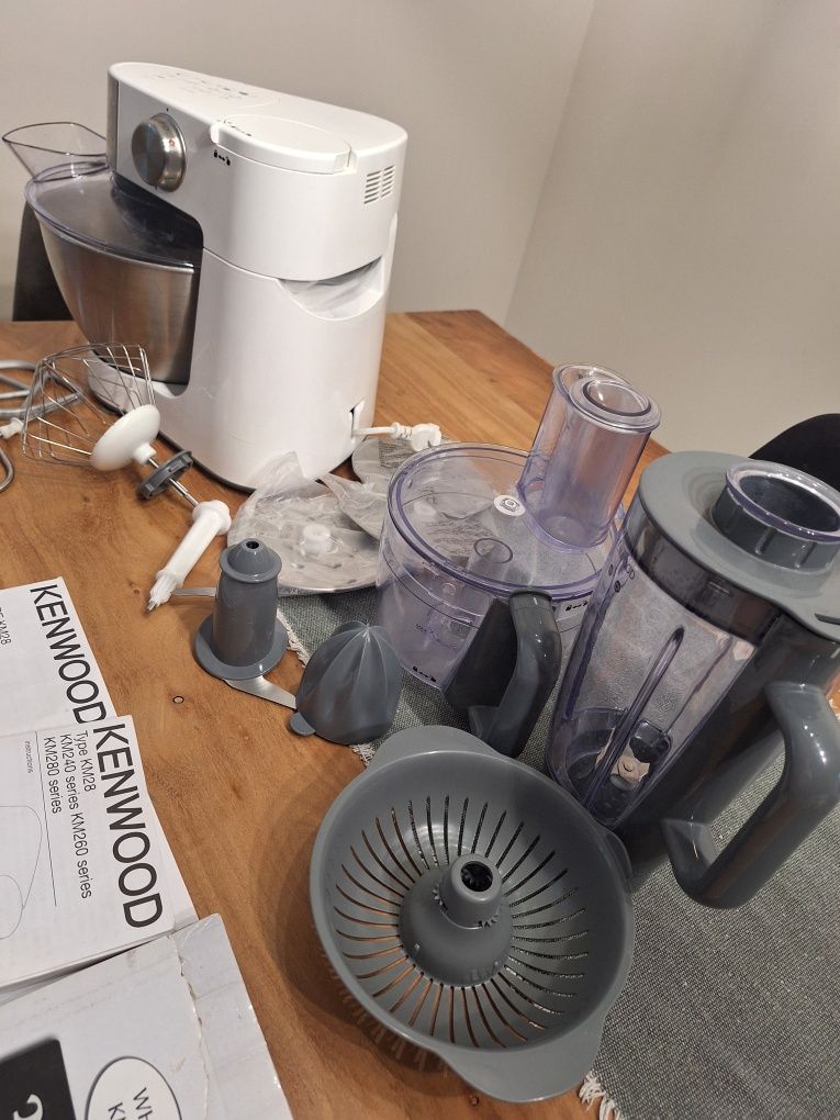 Robot planetarny kenwood  bdb