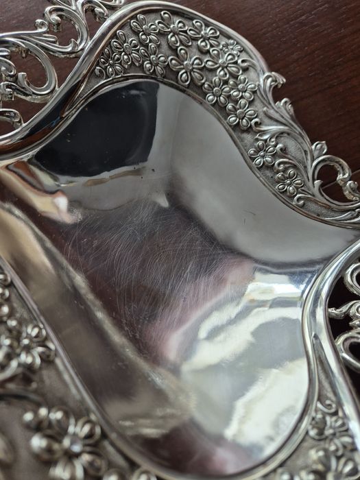 Misa na owoce patera taca