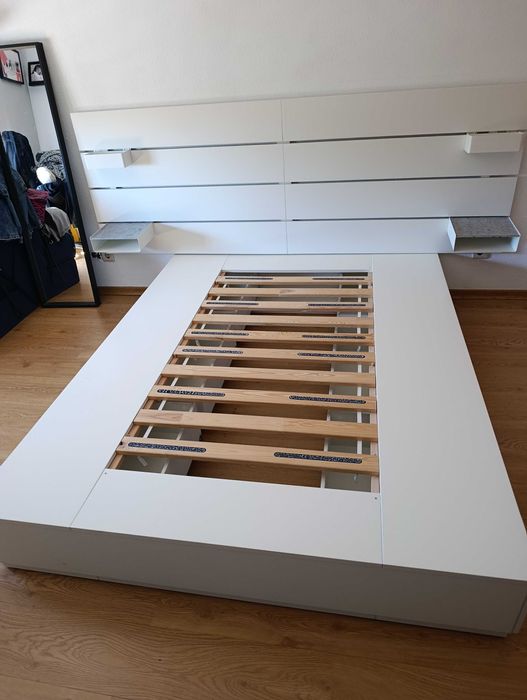 Cama de casal usada como nova, em excelente estado