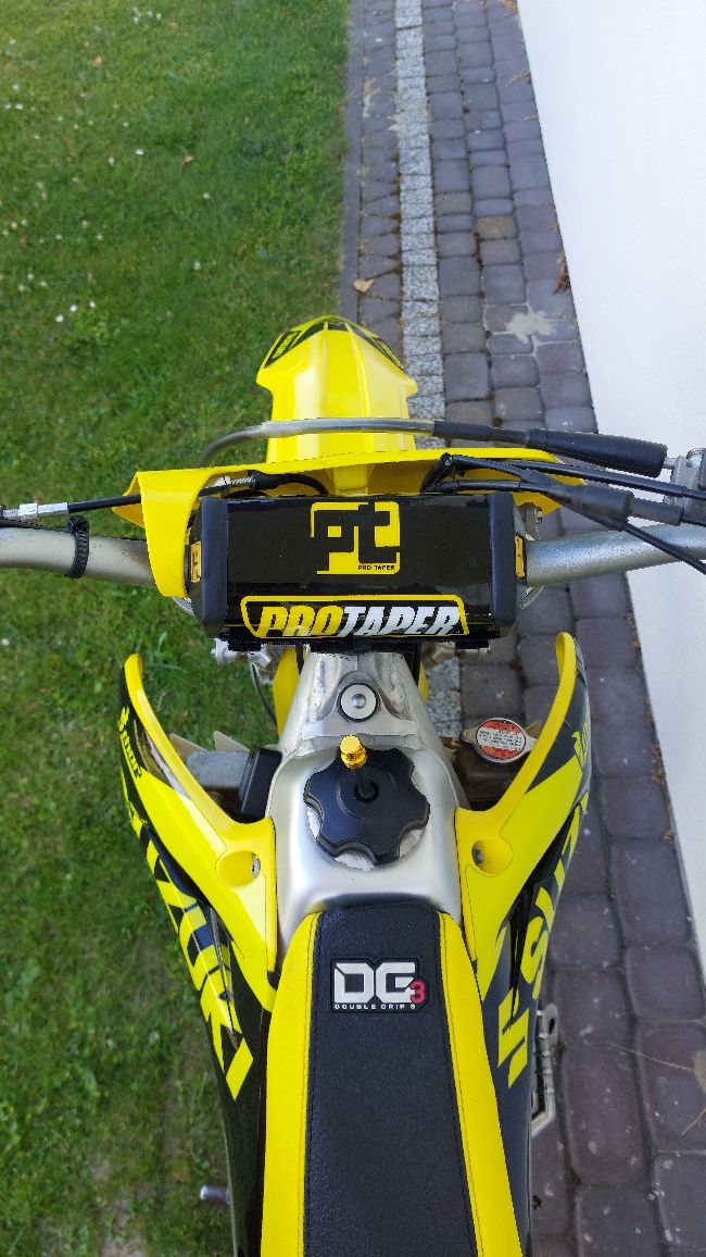 Suzuki RMZ 250 Stan Bdb