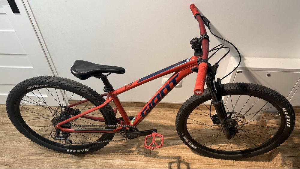 Giant XS 27.5” - Rock Shox Recon, Dartmoor, TITLE
