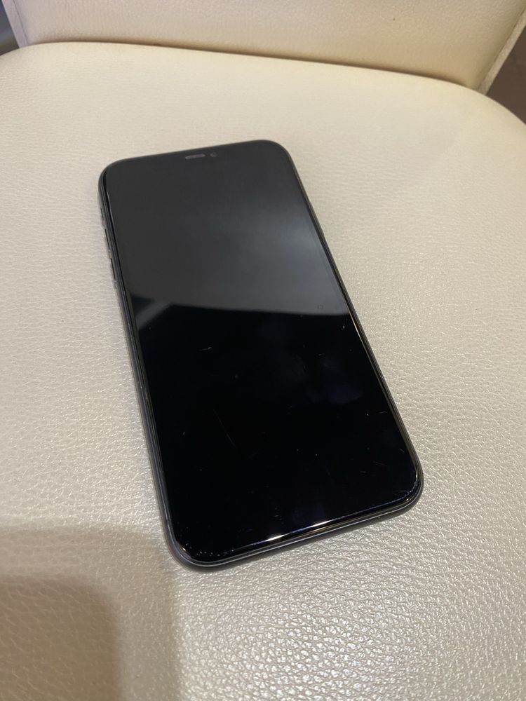 iPhone 11 на 64Гб