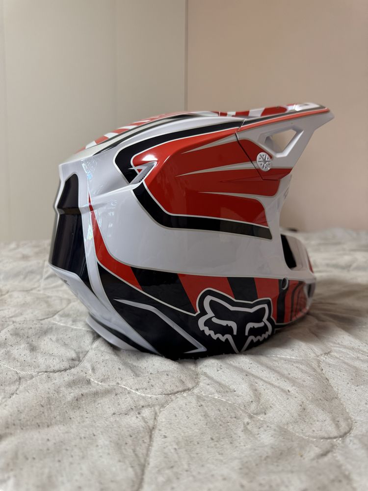Шолом Fov v1 goat red