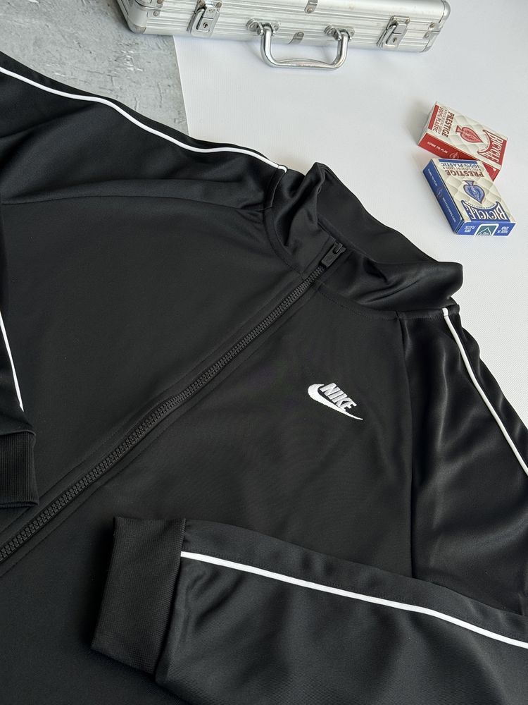Мастерка  олімпійка Nike оригінал нова