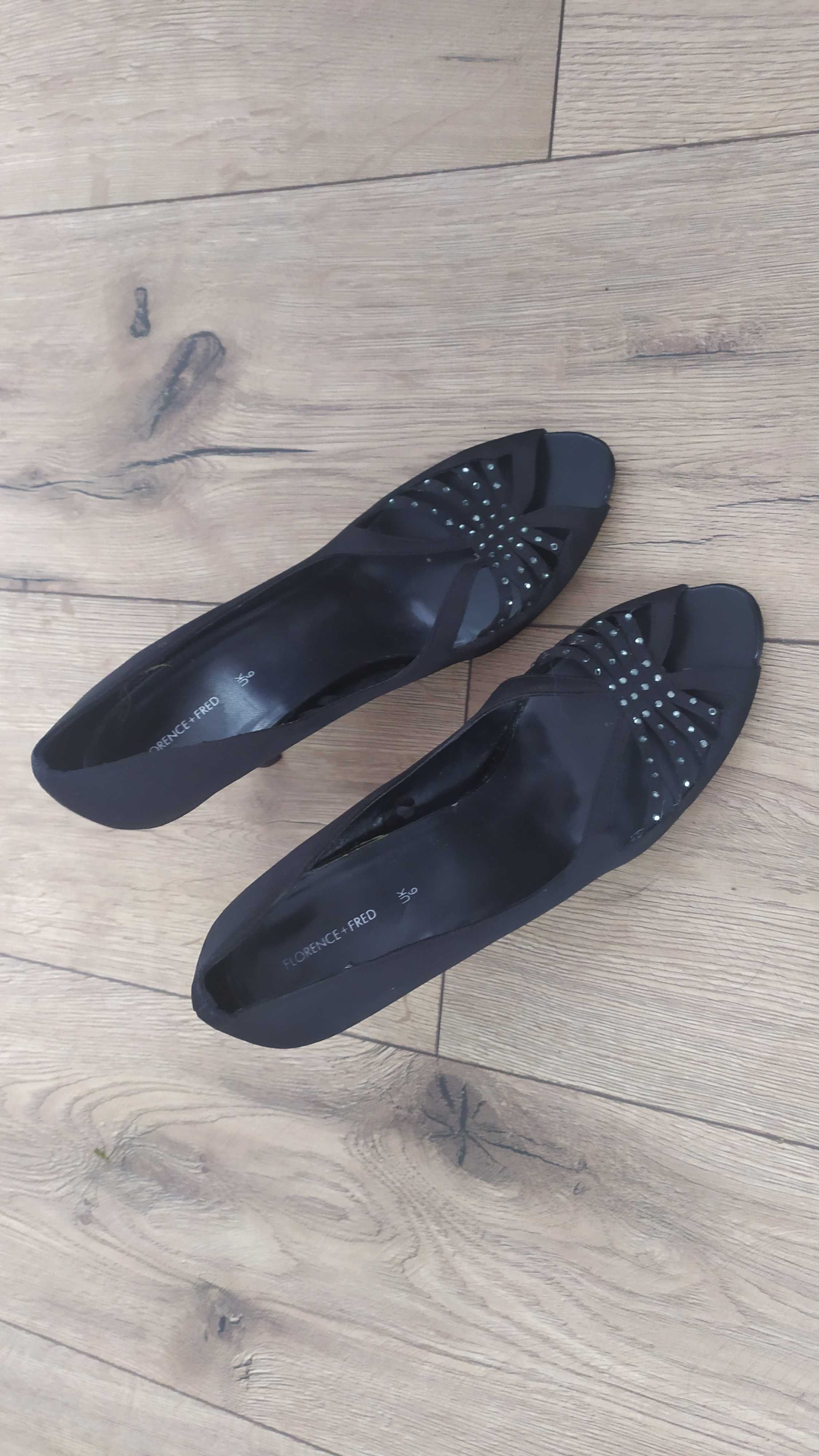 Buty damskie nowe nr 39
