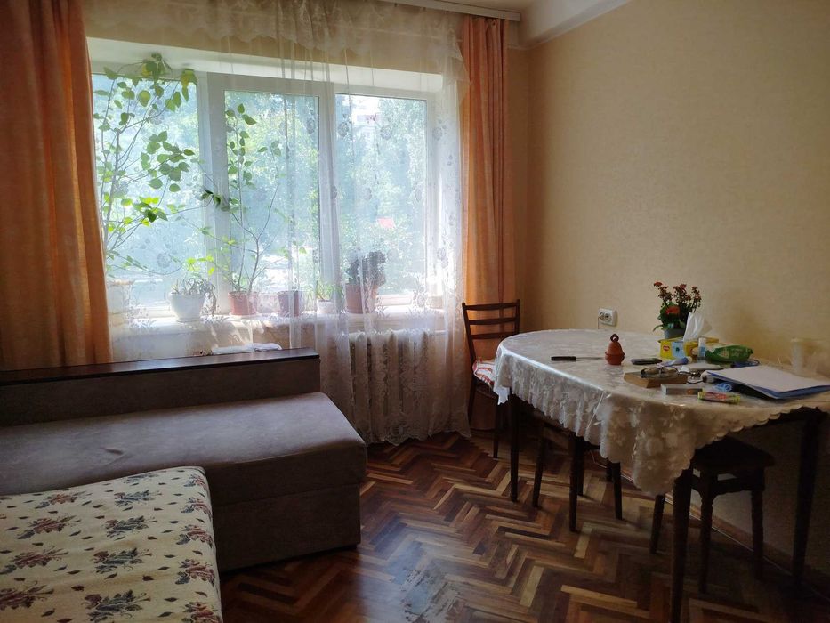 2-к. квартира 48м2 з балконом Воскресенський,25-Б Перова Воскресенка