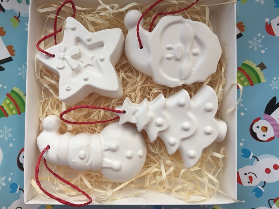 Гіпсові новорічні фігурки