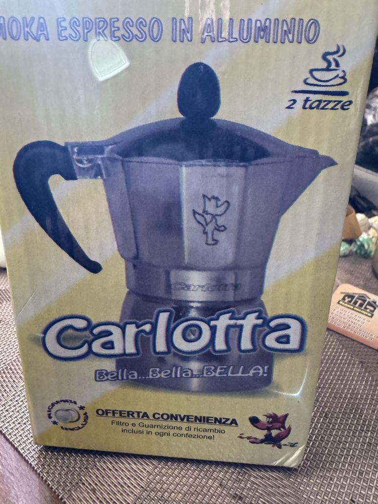 Продам кавоварку нова