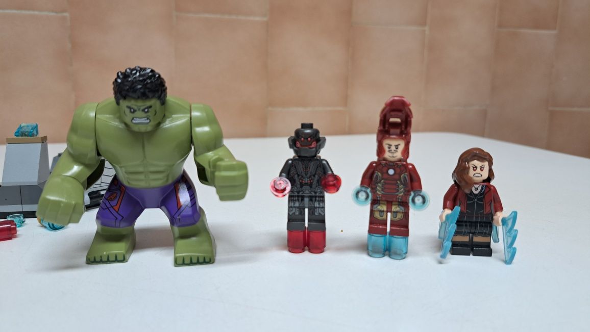 LEGO 76031 - The Hulk Buster Smash

The Hulk Buster Smash - Lego AVENG