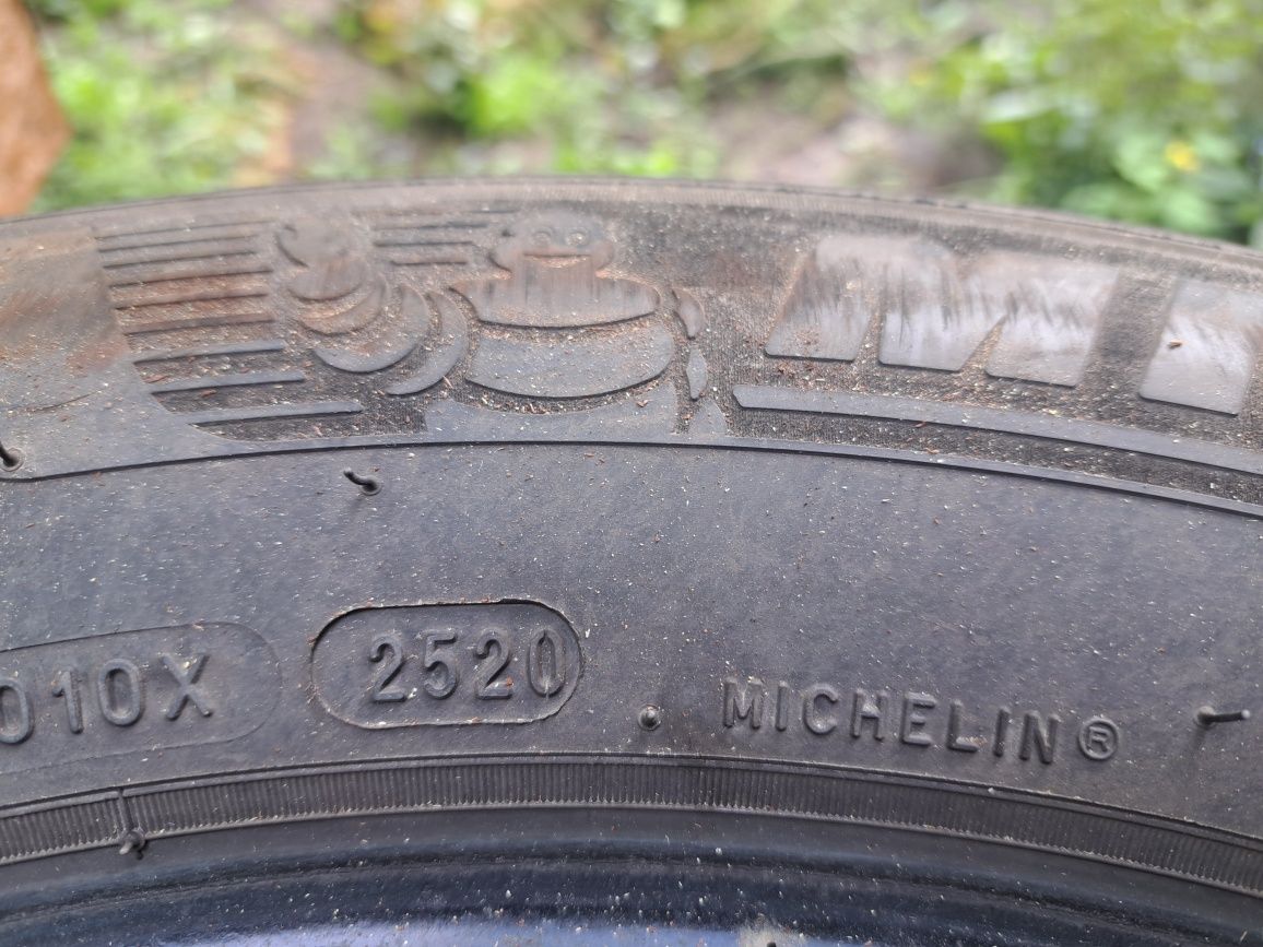 Шины Michelin б/у 225×60 R-18