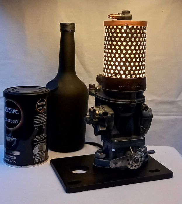 IKOV Dekoracyjna lampa stołowa w industrialnym stylu.