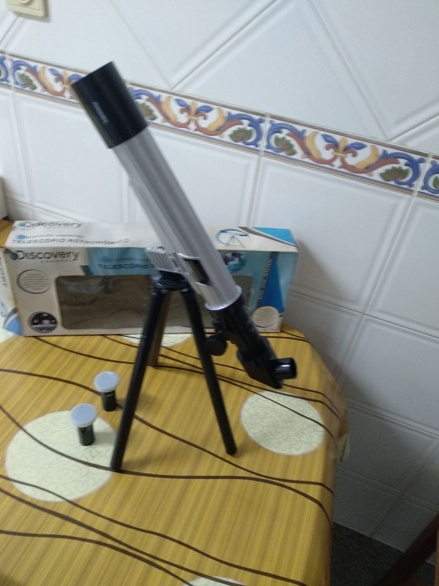 Telescópio juvenil para iniciantes