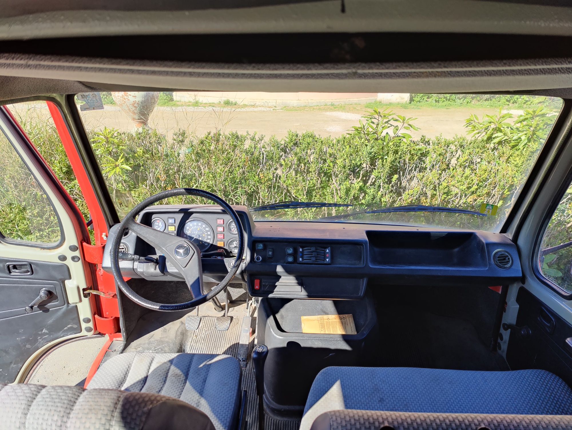 Mercedes Benz T1 310