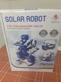 Klocko robot solar