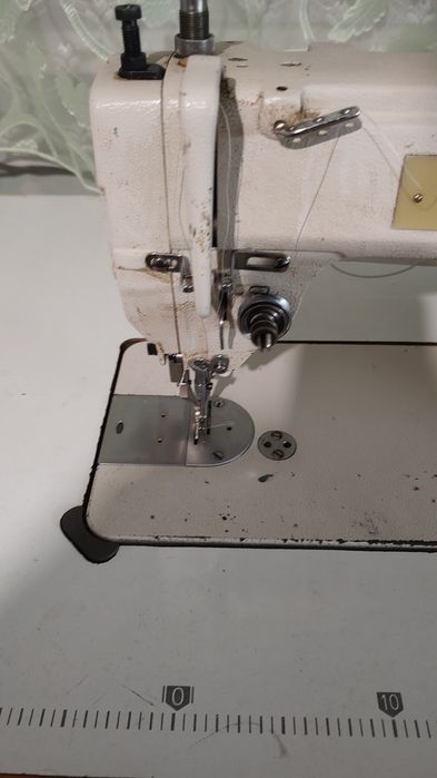 Швейна машинка VERITEX