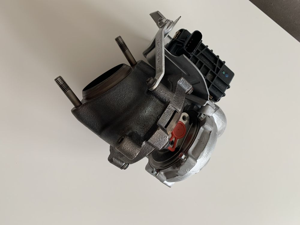 Turbosprężarka Garrett GTB1752v BMW