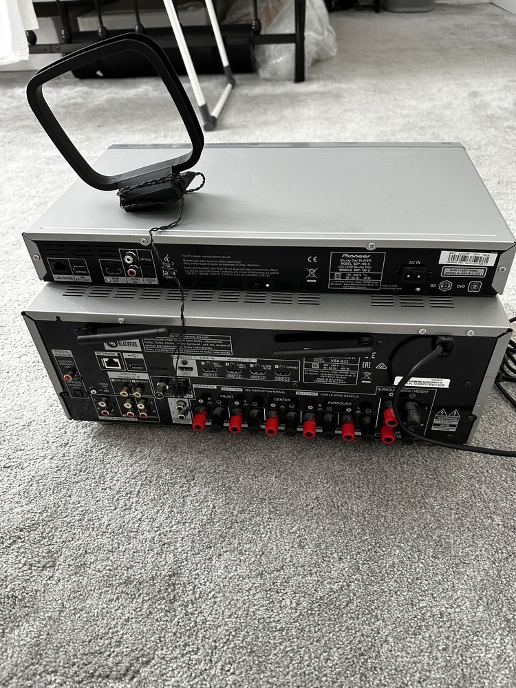 Zestaw Pioneer otwarzacz Blu-ray BDP-180 + Amplituner VSX-933
