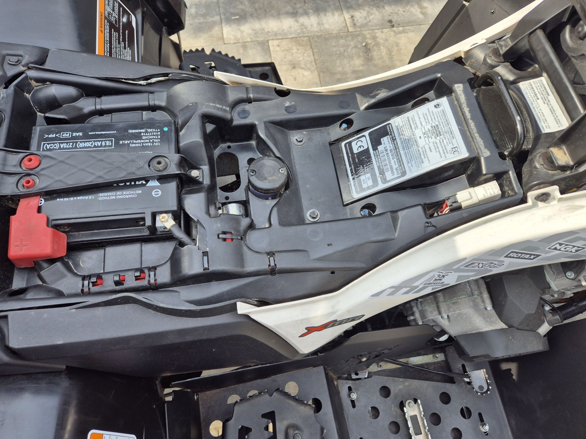 Can-Am Outlander 1000R XMR   VAT23% , 2016 r. pług, transport, Brutto