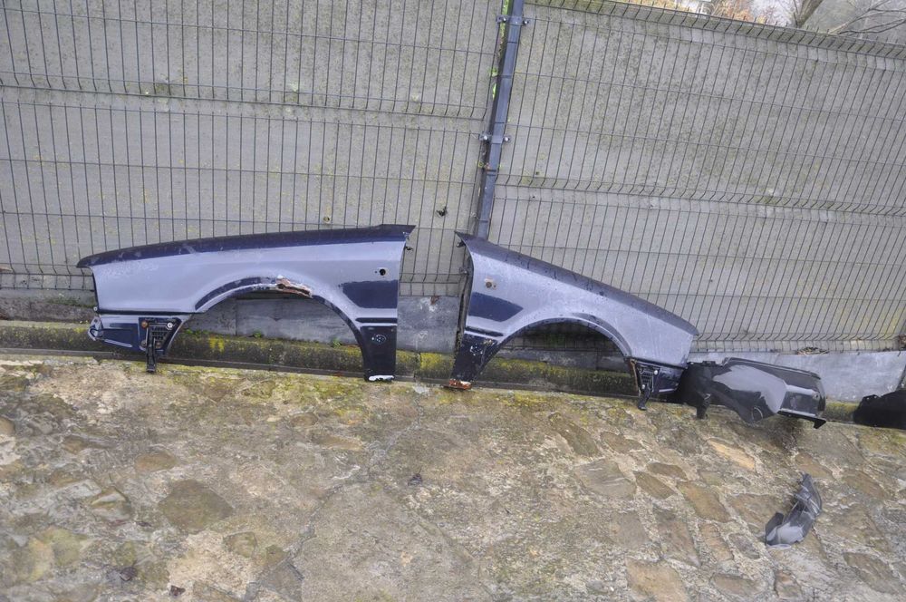 Audi 80 B4 Błotniki Przód Cena za 2 Parę LZ5U Ciemny Granat