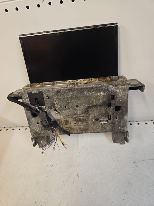 Wyswietlacz ekran winda radia audi q7 4m mib