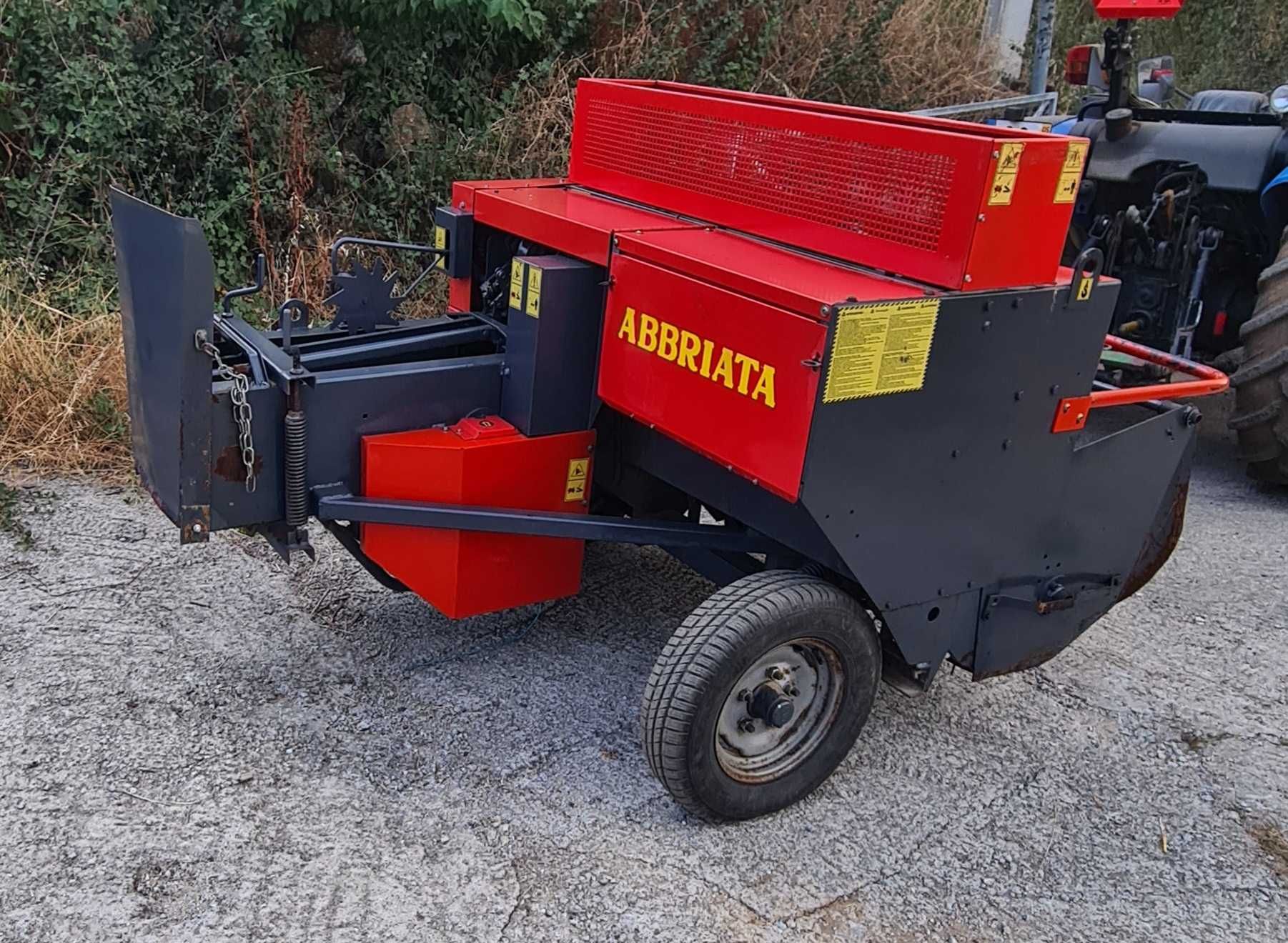 Enfardadeira abriatta m60 mini