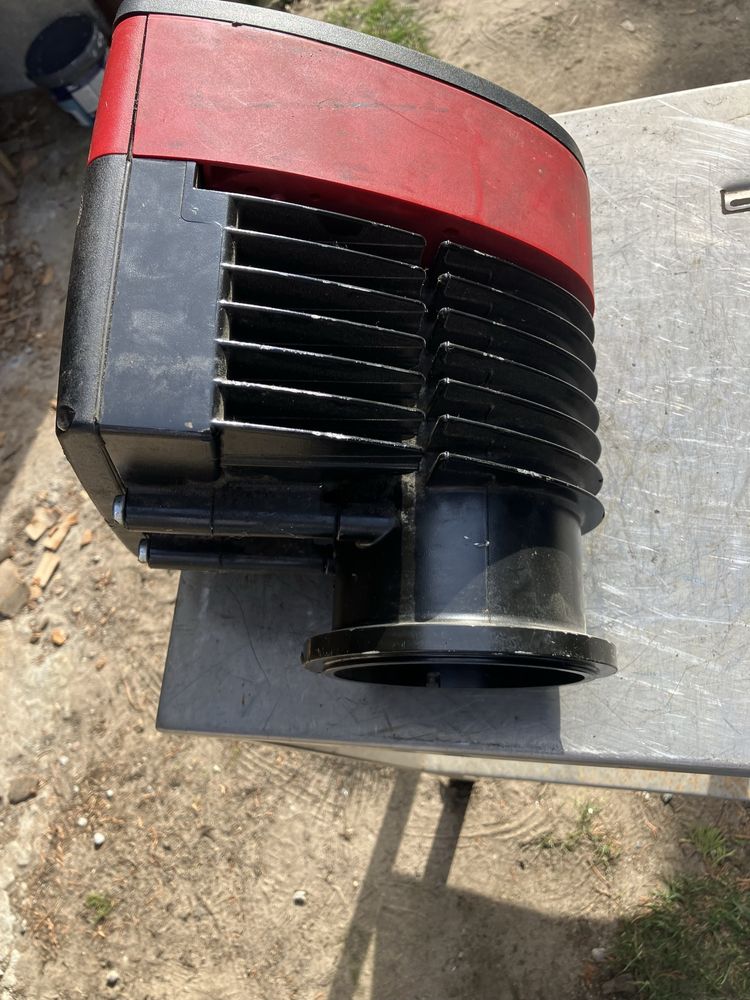 Pompa grundfos magna 3 stojan