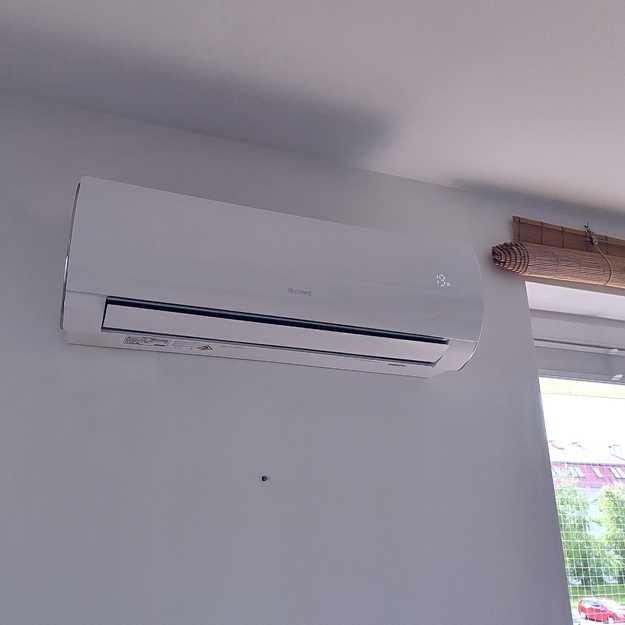 Klimatyzacja z montażem AUX Q-Smart Plus II 3,5kW, grzeje i chłodzi