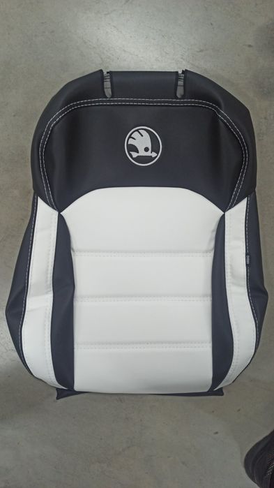 Чохли з екошкіри з алькантарою OctaviaA7 Passat B8 універсал