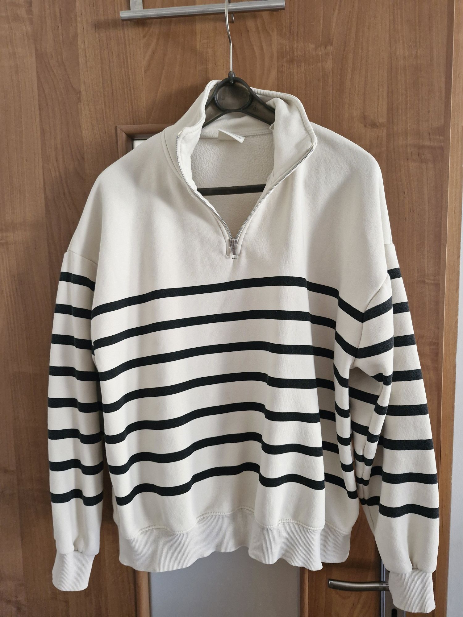 Bluza pull&bear r.s