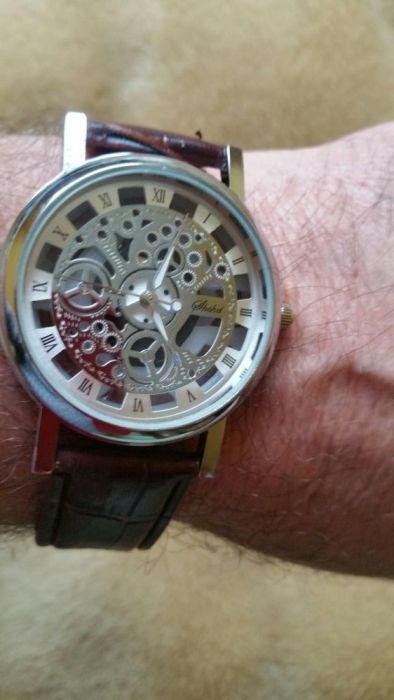 Zegarek przezroczysty