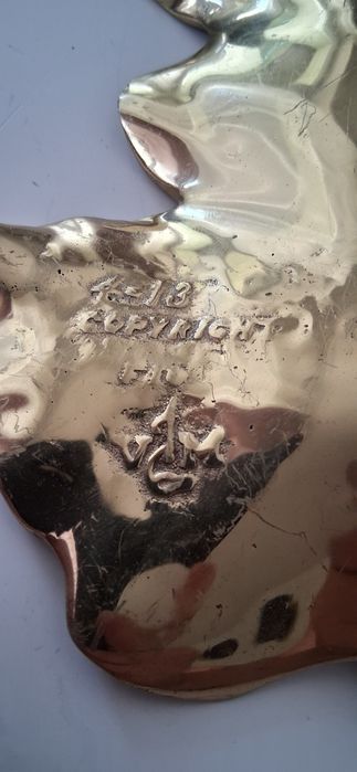 Mosiężny liść  dębu patera z lat 50