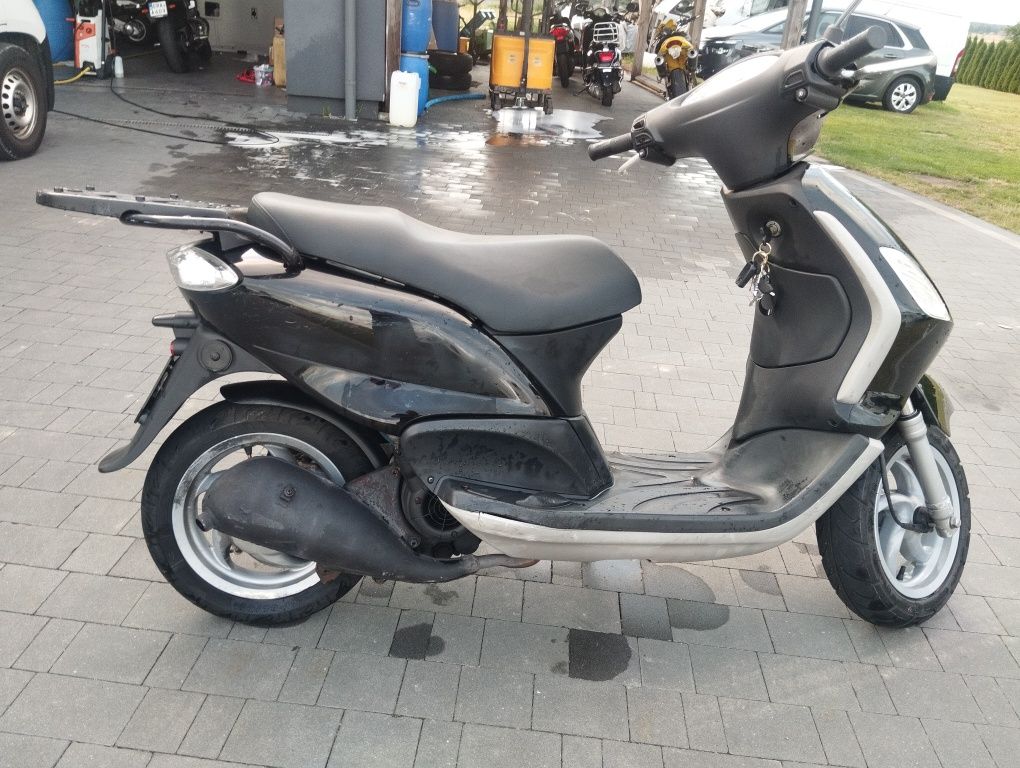 Piaggio FLY 125cm .
