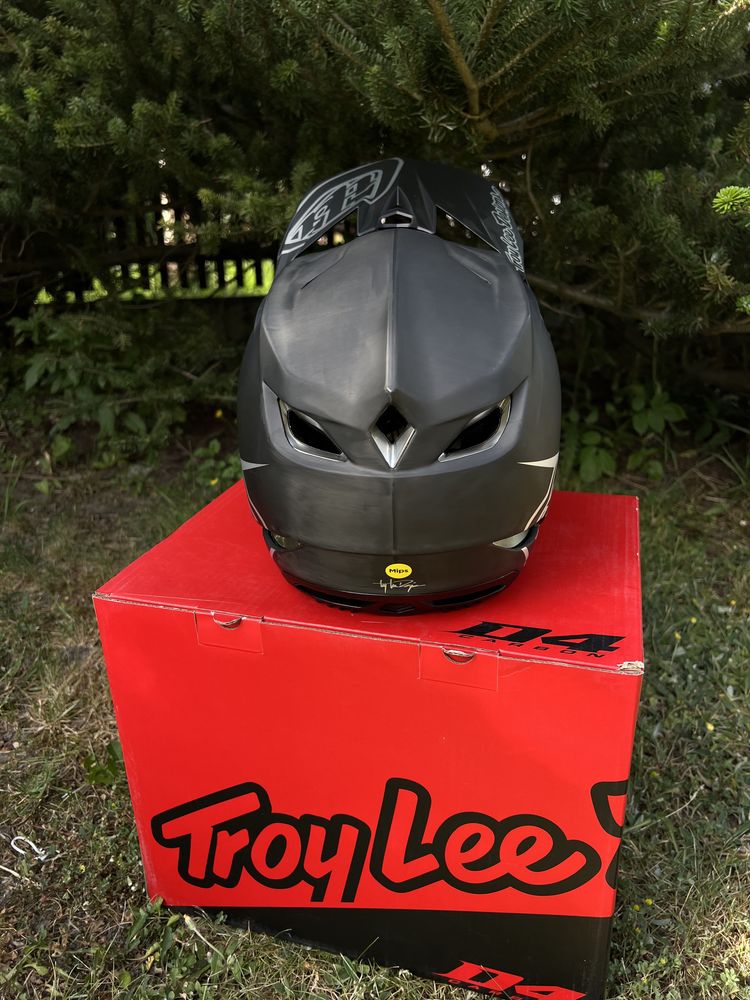 Kask Troy Lee Designs D4 Carbon rozmiar S M L nowy