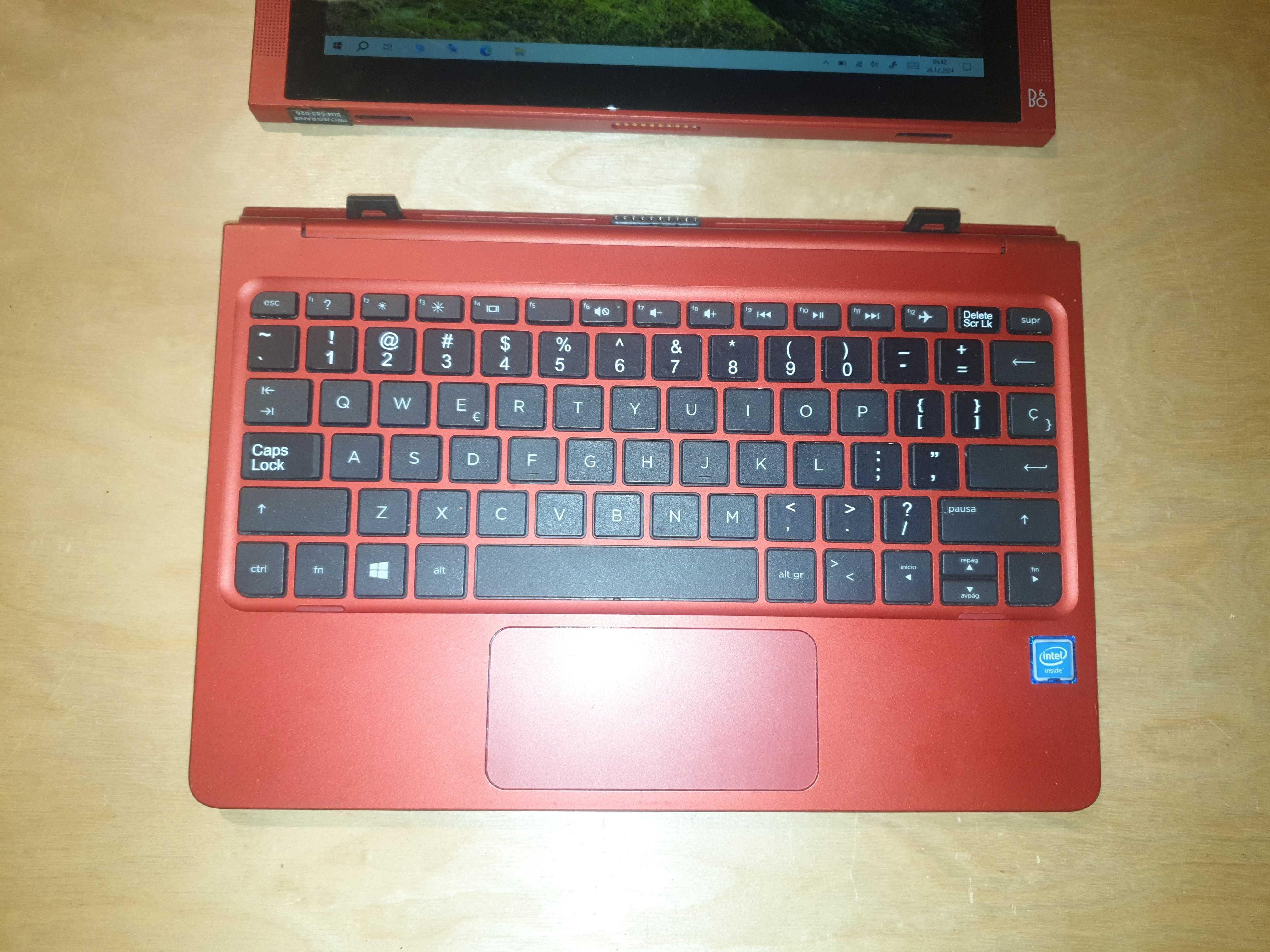 Hp Pavilion x2 Detachable      Laptop -Tablet 2w1.